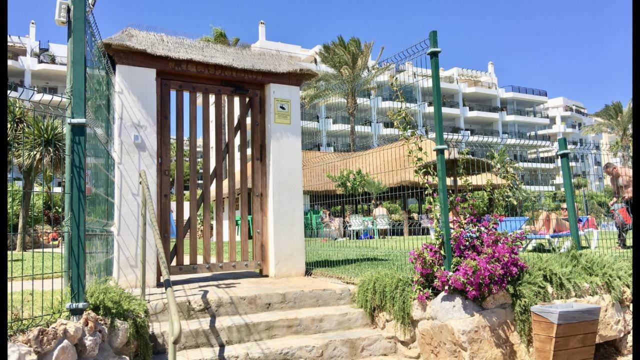 Mi Capricho C16 Beachfront Apartment Sitio de Calahonda Extérieur photo